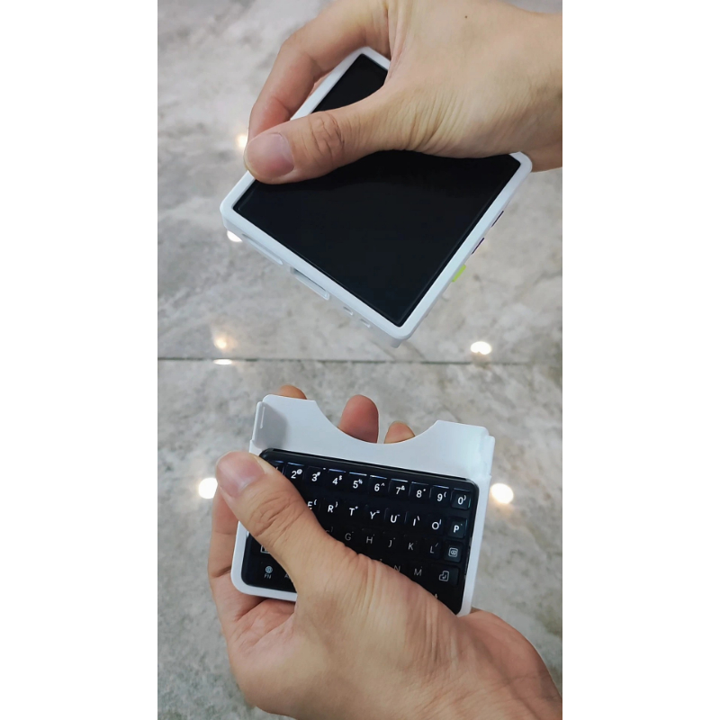 Keyboard Case for Coolpad Smal - Retro Gaming Phone recension och pris